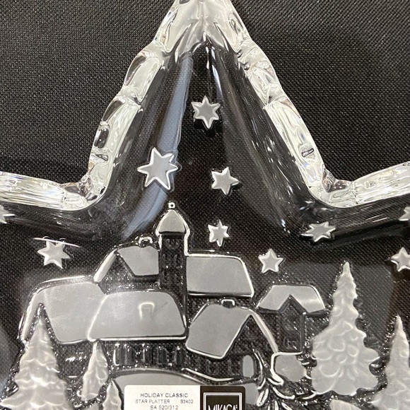 MIKASA Glass Star Shaped Christmas Tree Embossed Holiday Platter Germany NWOT - Picture 3 of 8